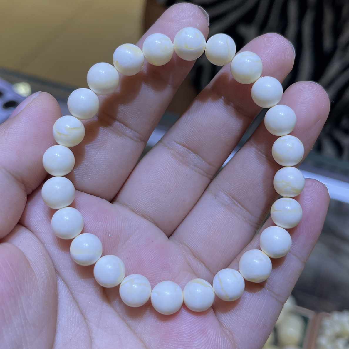8mm瓷白蜜蜡圆珠手串白色时尚百搭素圈女款单圈素款精美潮流轻奢