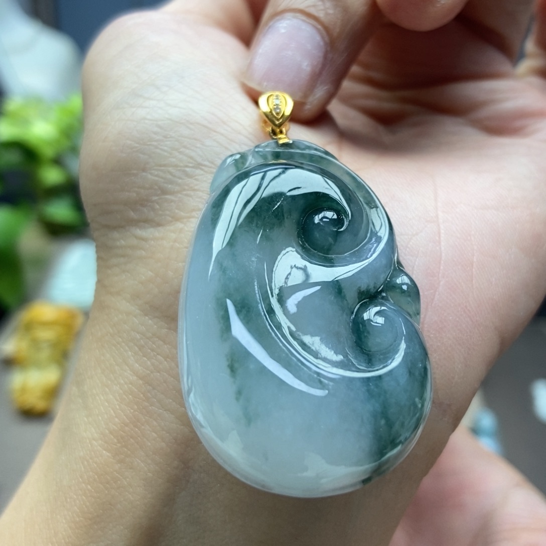 翡翠颈饰18K金镶嵌吊坠10