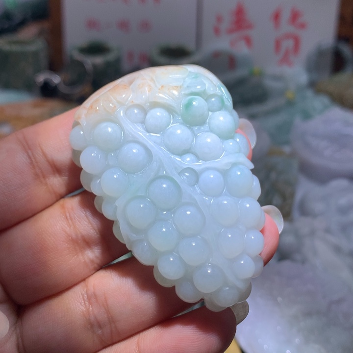 翡翠未镶嵌颈饰保真天然A货翡翠