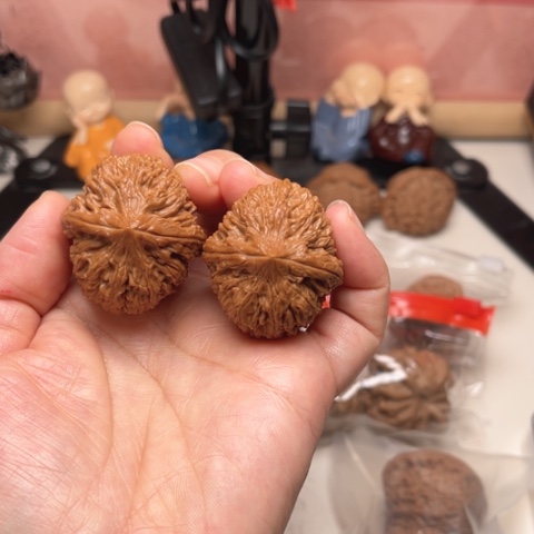 我***K文玩核桃吊坠蒜头