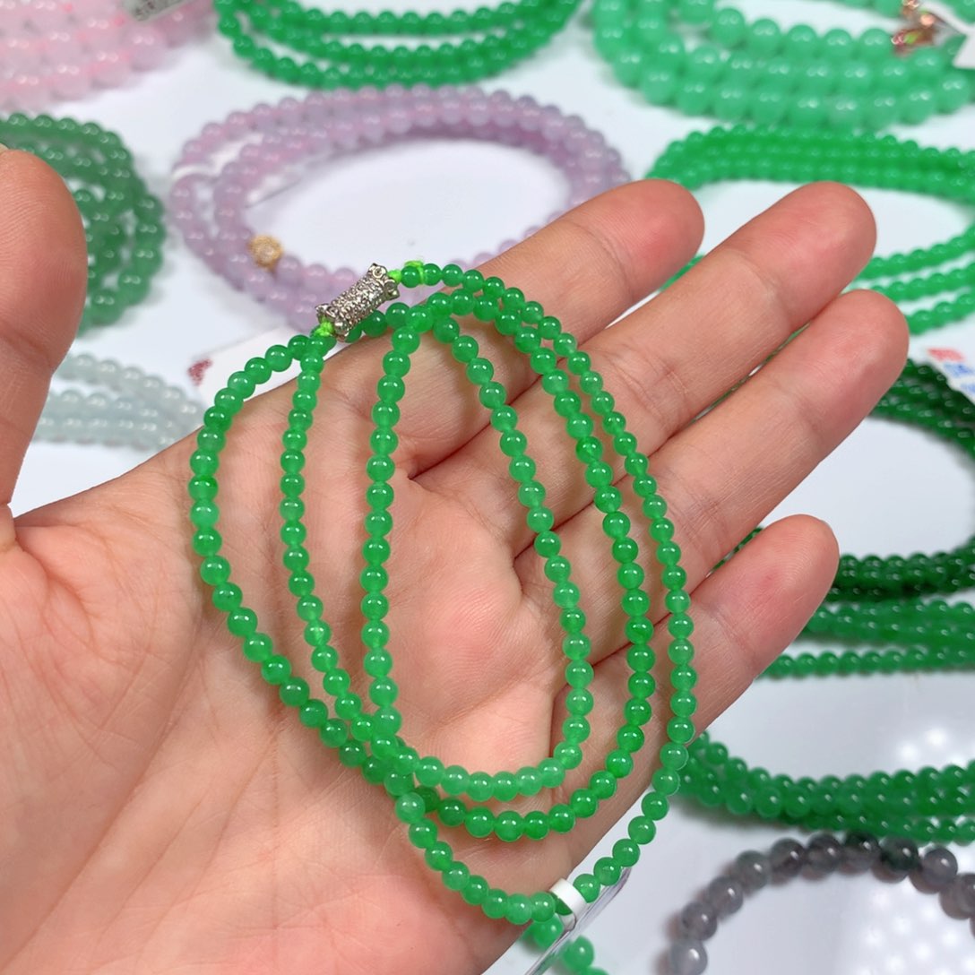 翡翠颈饰未镶嵌翡翠珠链