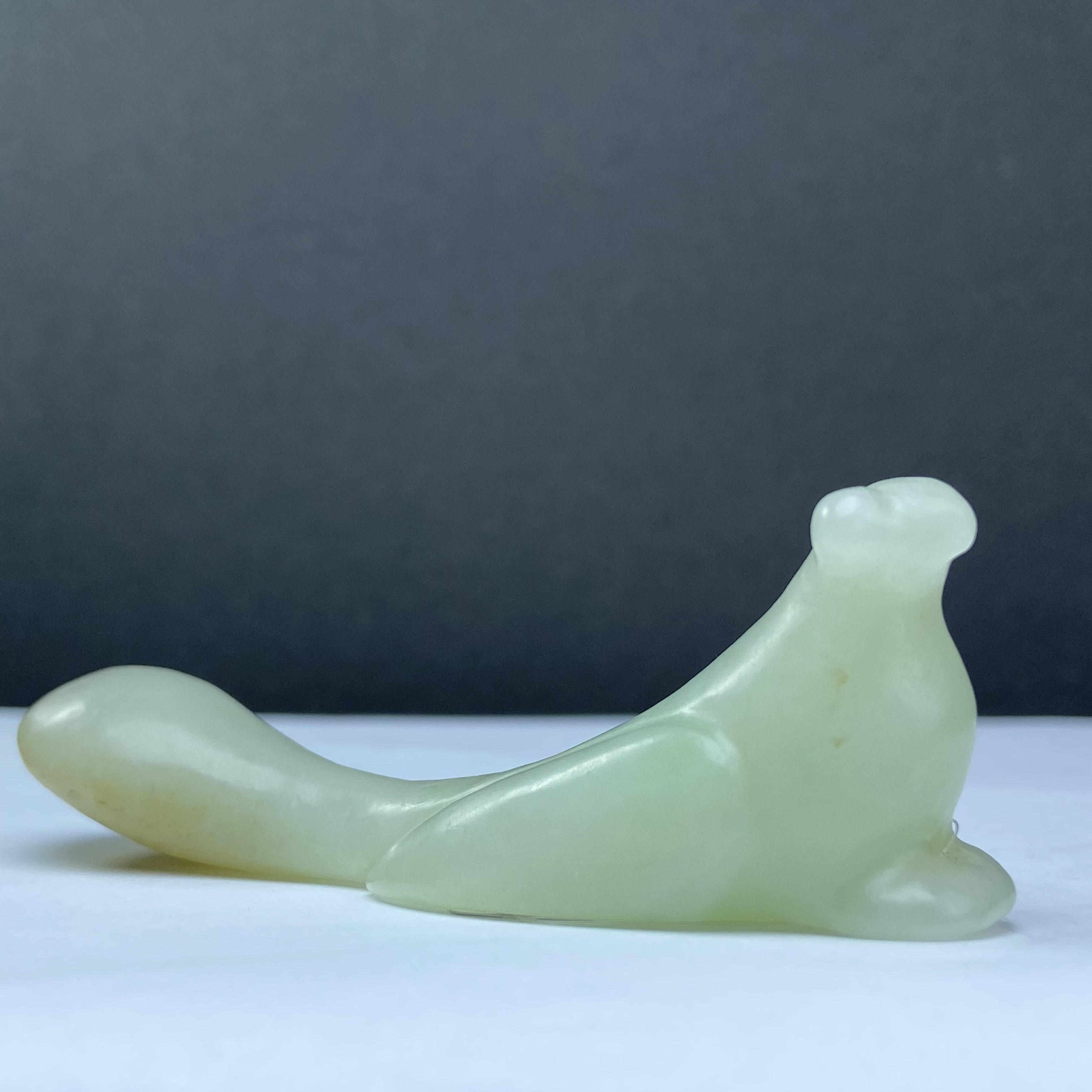 AK1072 和田玉 玲珑玉鸟