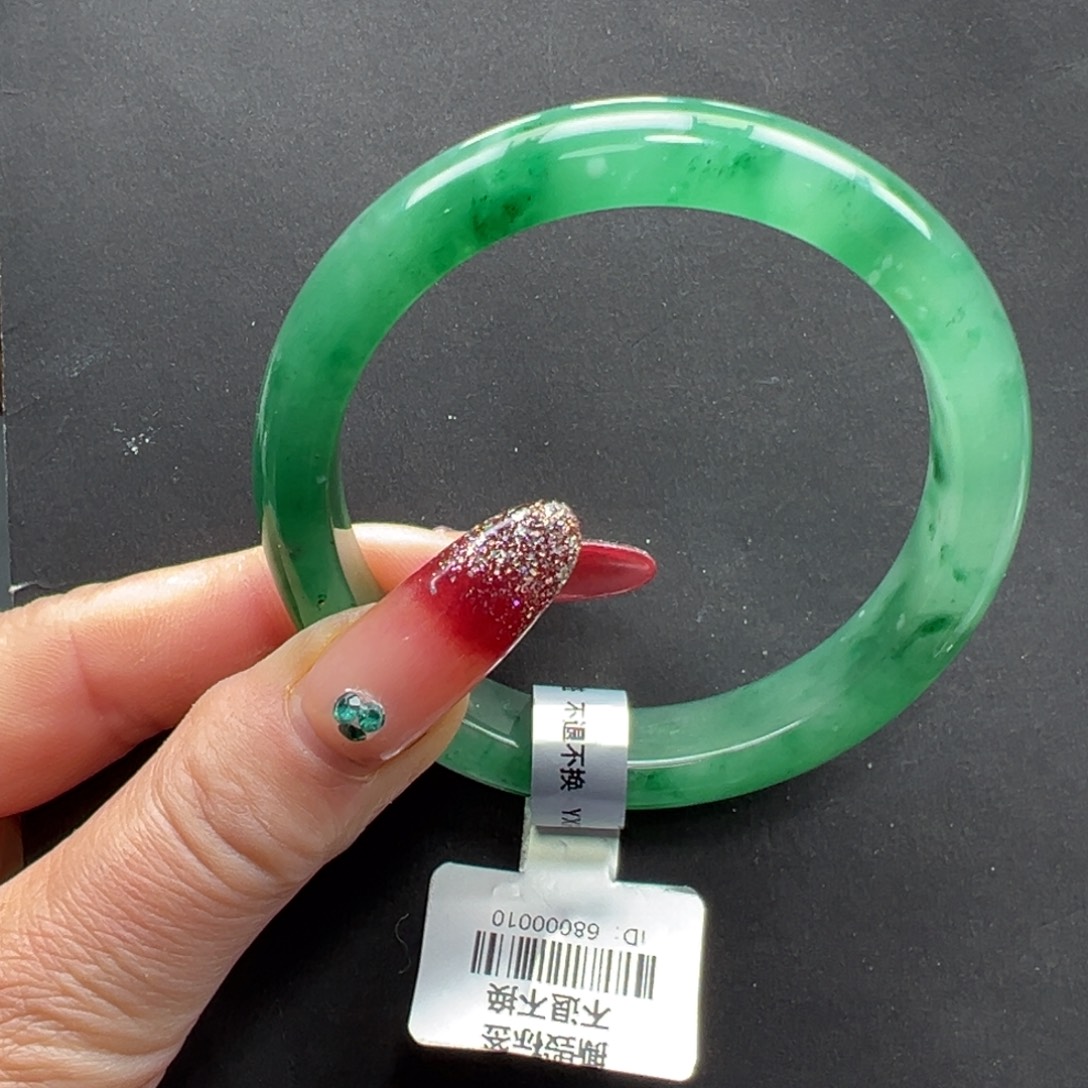 石英质玉未镶嵌手镯秀秀61