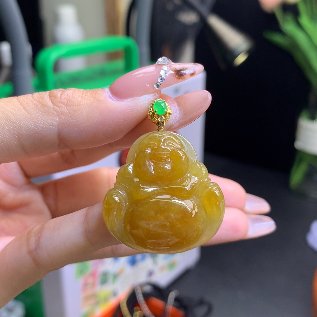 翡翠18K金镶嵌颈饰