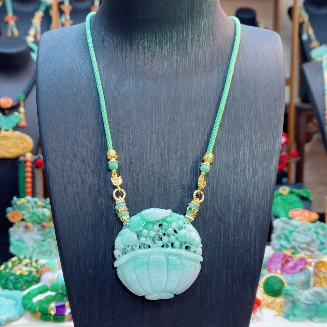 翡翠颈饰合金48小时鉴赏期