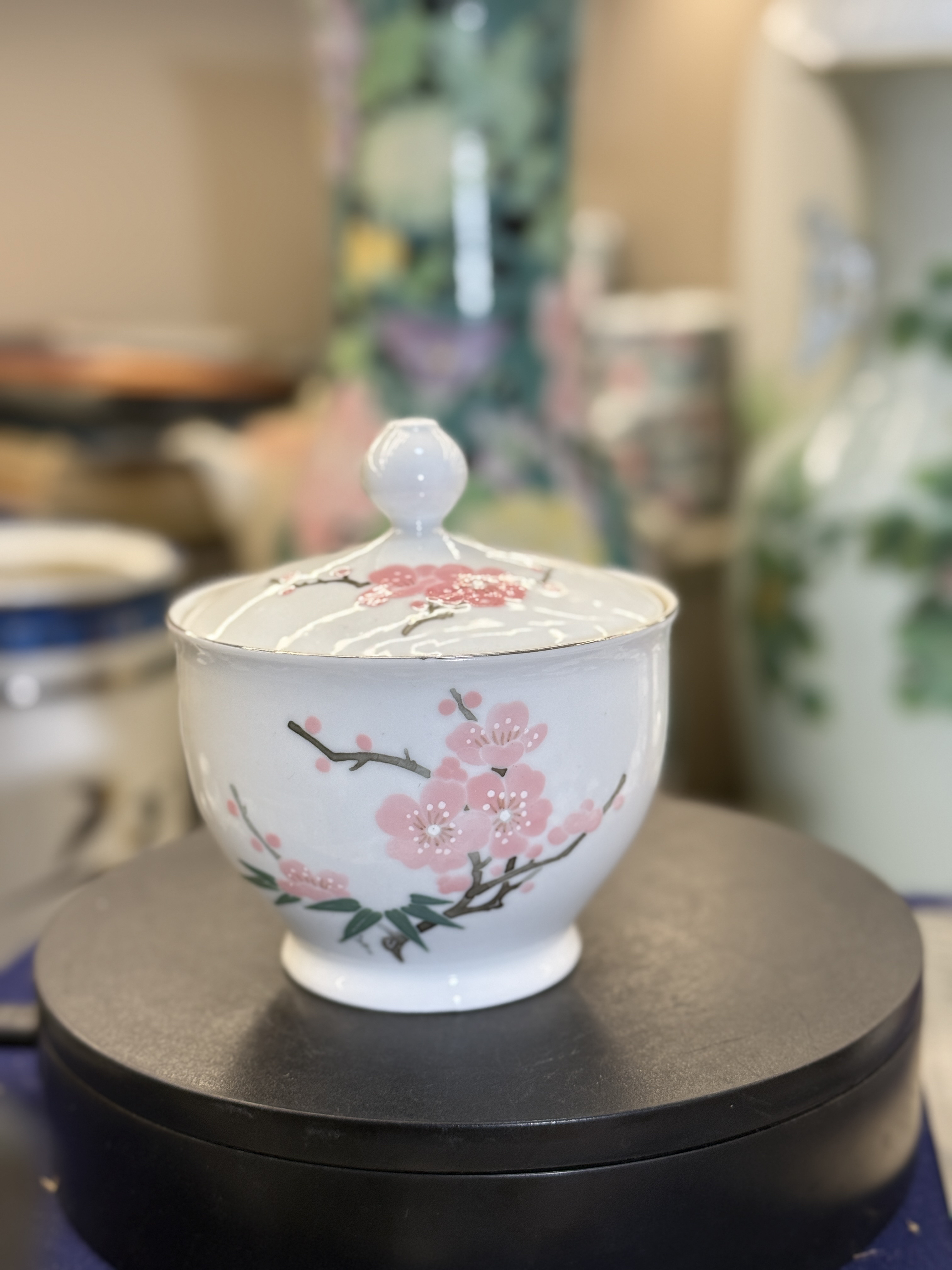 醴陵釉下五彩  梅花罐子  微瑕品