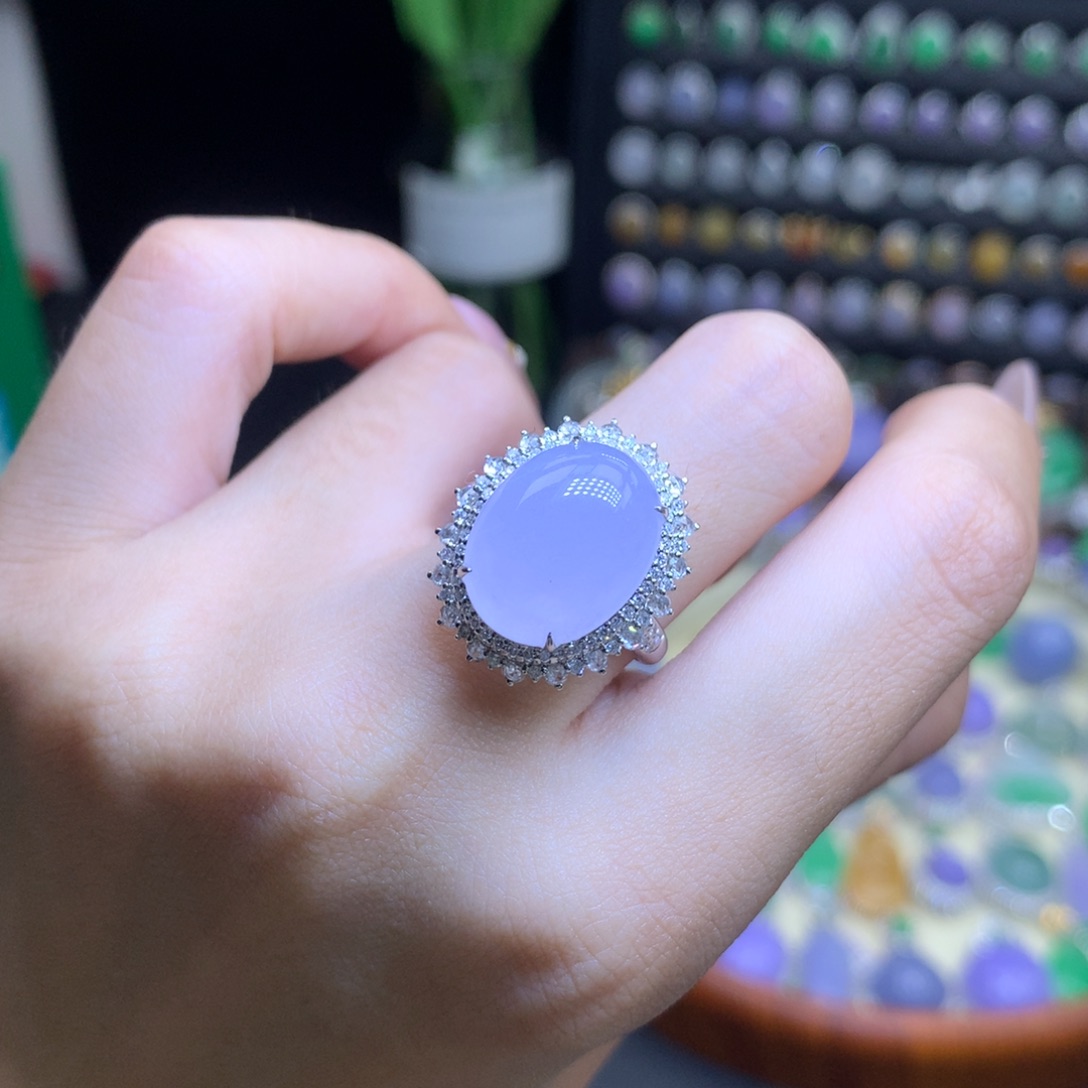 翡翠18K金镶嵌颈饰天然