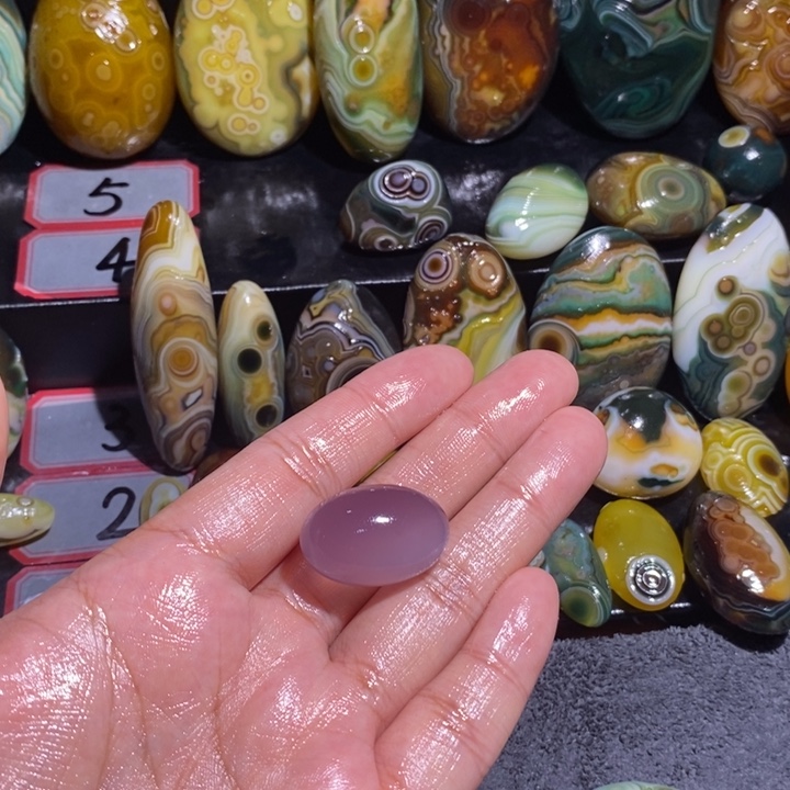 玛瑙/玉髓珠宝奇石未镶嵌石**转