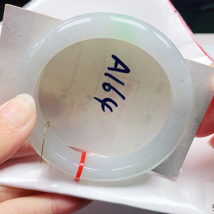 【闪购商品】翡翠手镯未镶嵌55.8圈