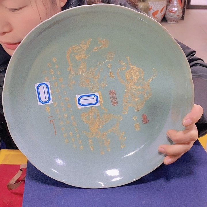 瓷片瓷器和瓷器都很好