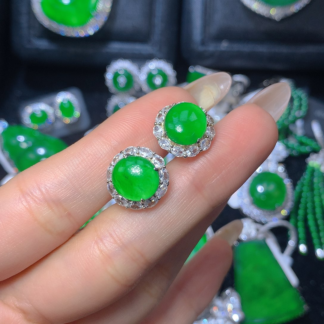 翡翠吊坠(不含链)银S925镶嵌翡翠