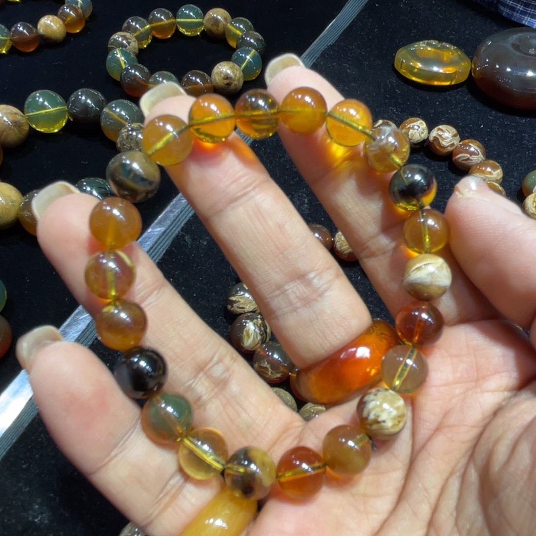 琥珀未镶嵌手串多宝手串