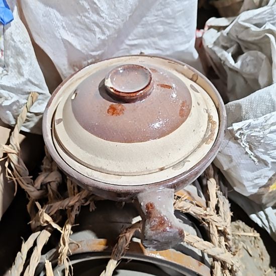 摆件陶瓷盘子碗啥都有