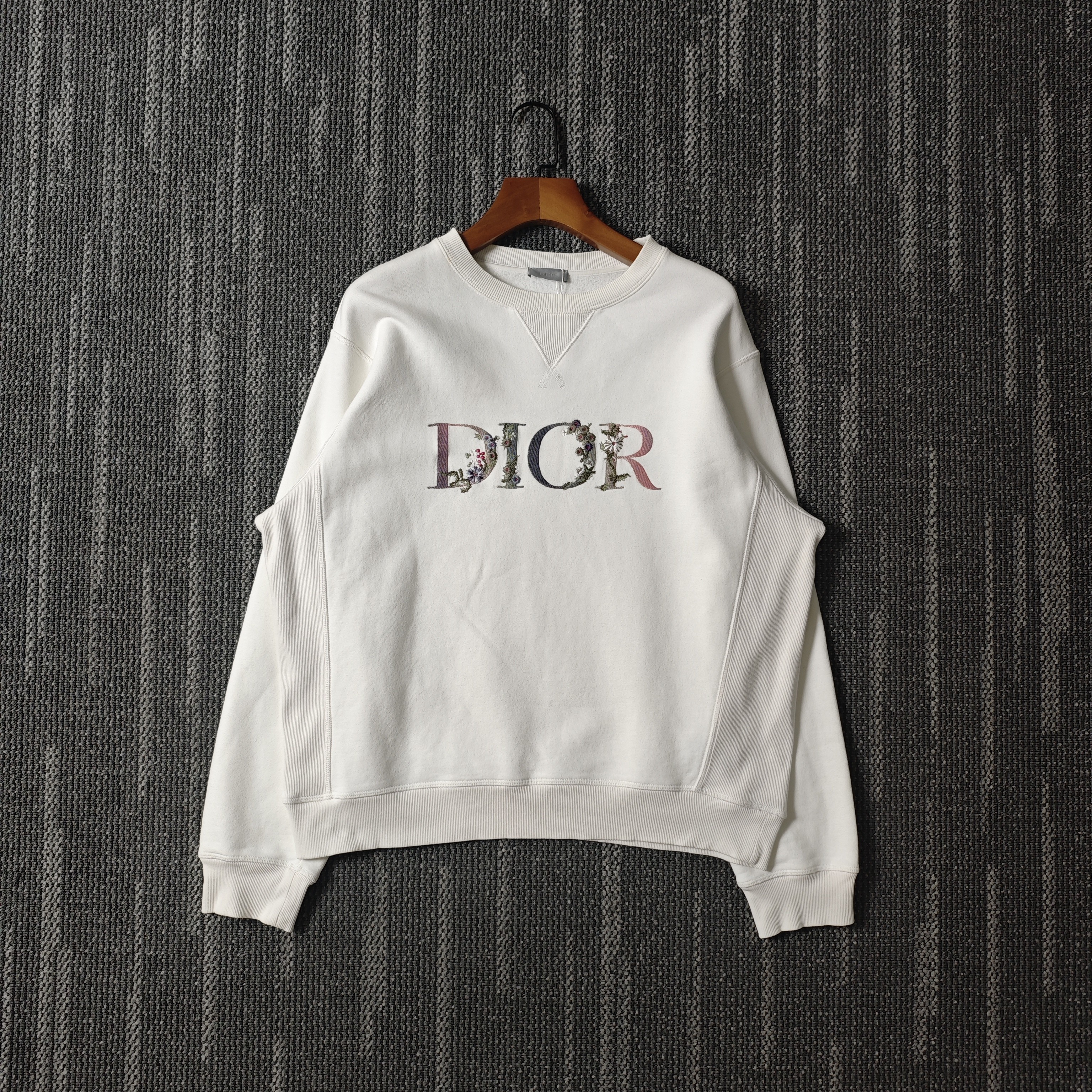 95新 DIOR/迪奥 SS21花卉Logo刺绣印花圆领休闲卫衣/XL码/3206