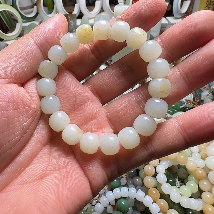 和田玉（子料）未镶嵌手链