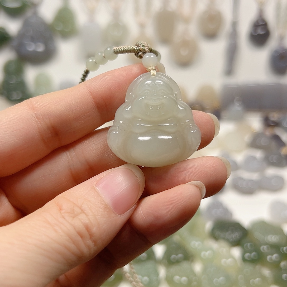 颈饰未镶嵌和田玉小***^