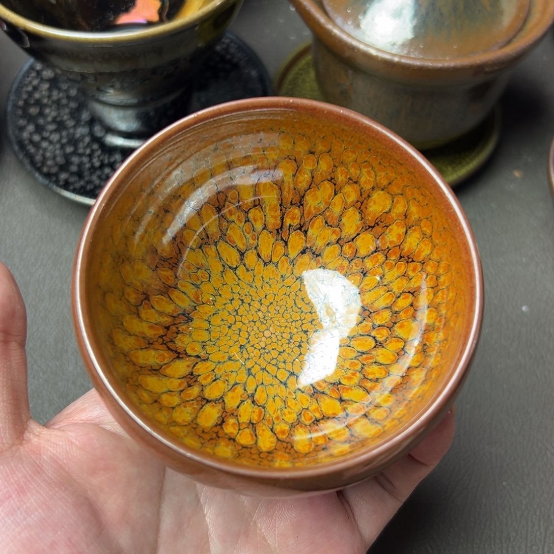 茶盏这个时候才会明白为什么有时候