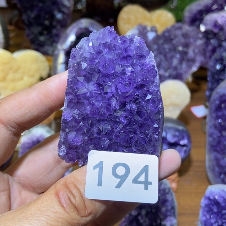 北***妞大型摆件（非配饰）紫晶未镶嵌