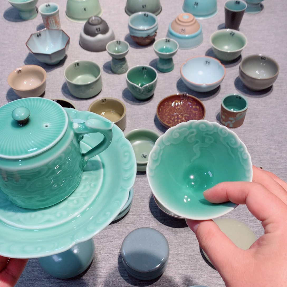@***长龙泉青瓷茶具一套