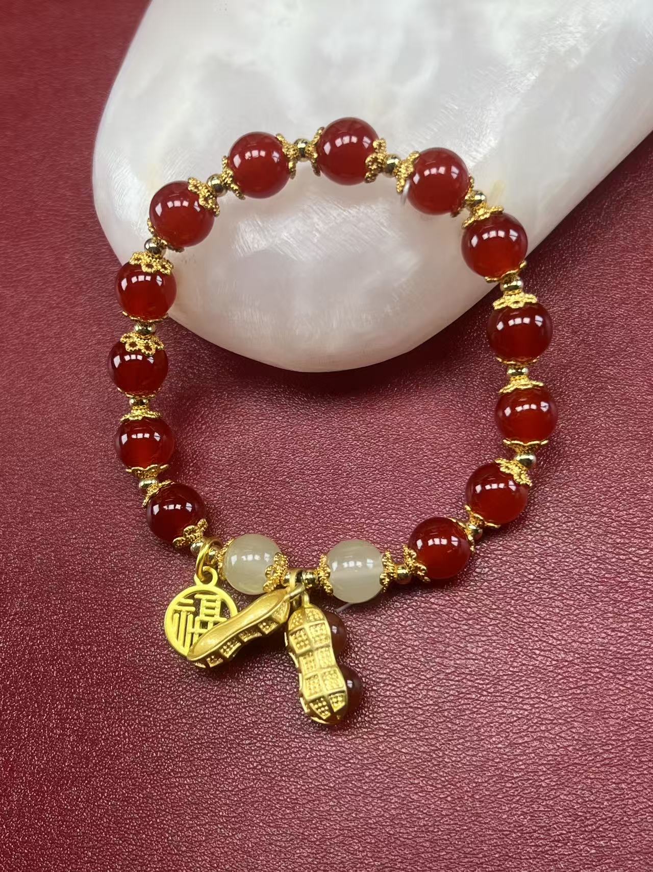 玉髓红玛瑙 红花生长度18cm 珠子8m（无礼盒）MK1061