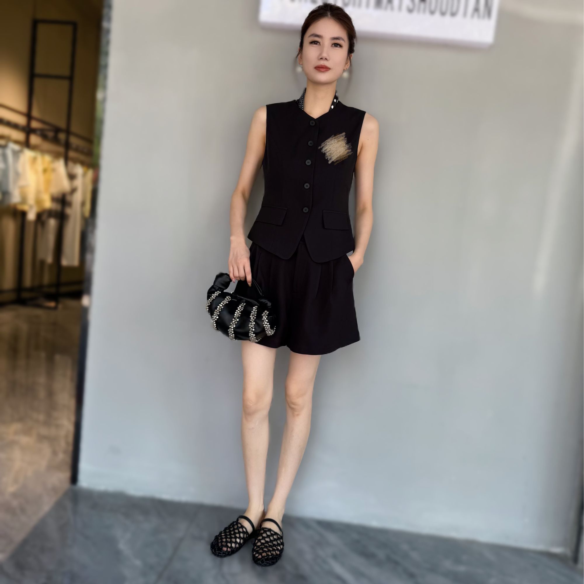 【俊英】夏新款时尚套装女设计感小众无袖马甲防走光百褶短裙两件套