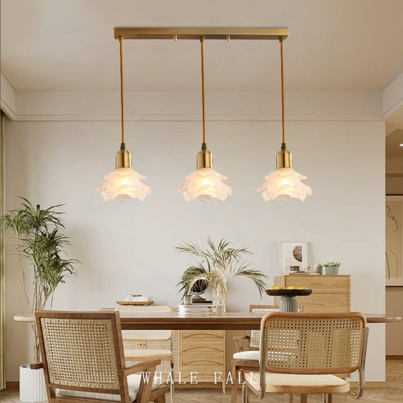 全铜法式奶油客厅吊灯现代简约轻奢餐厅主卧创意花朵床头吊灯批发