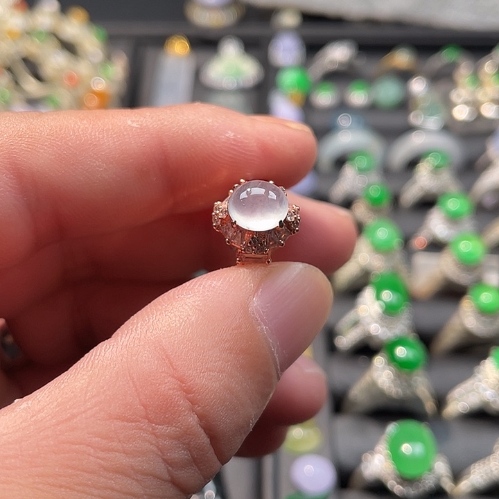 翡翠裸石白冰蛋面铜托