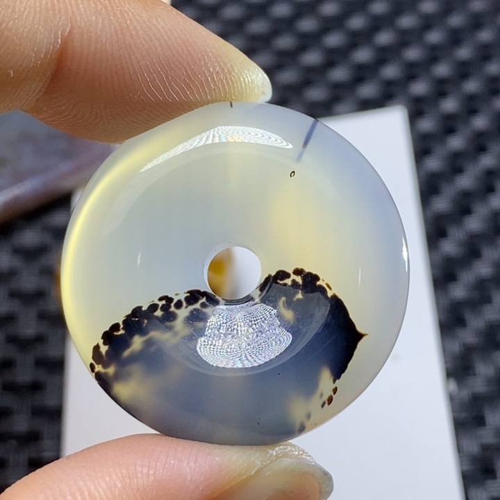 玛瑙/玉髓颈饰未镶嵌樱*树