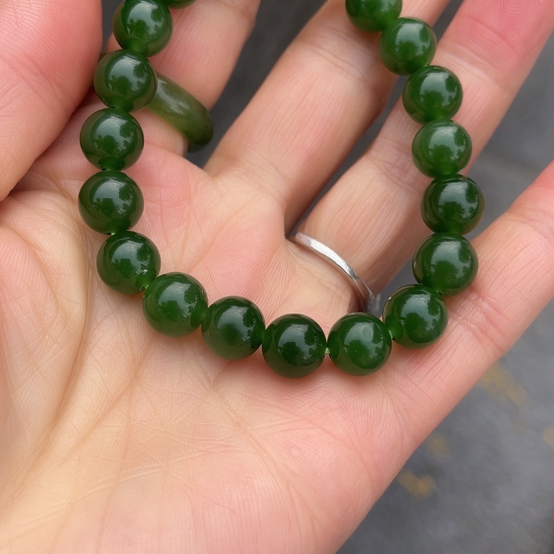 和田玉（碧玉）未镶嵌手链