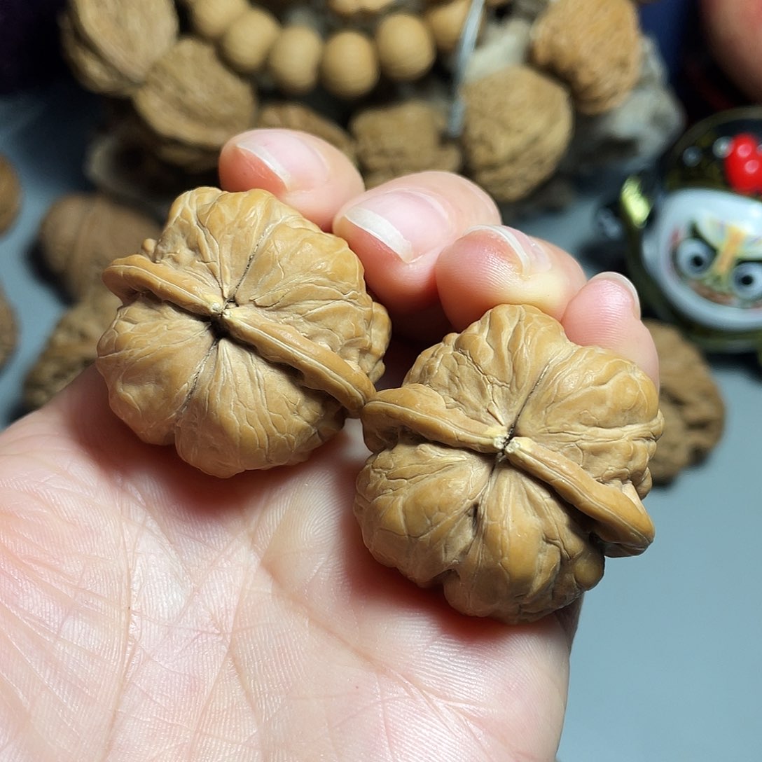 核桃手串/手链精品水晶蛤蟆球连