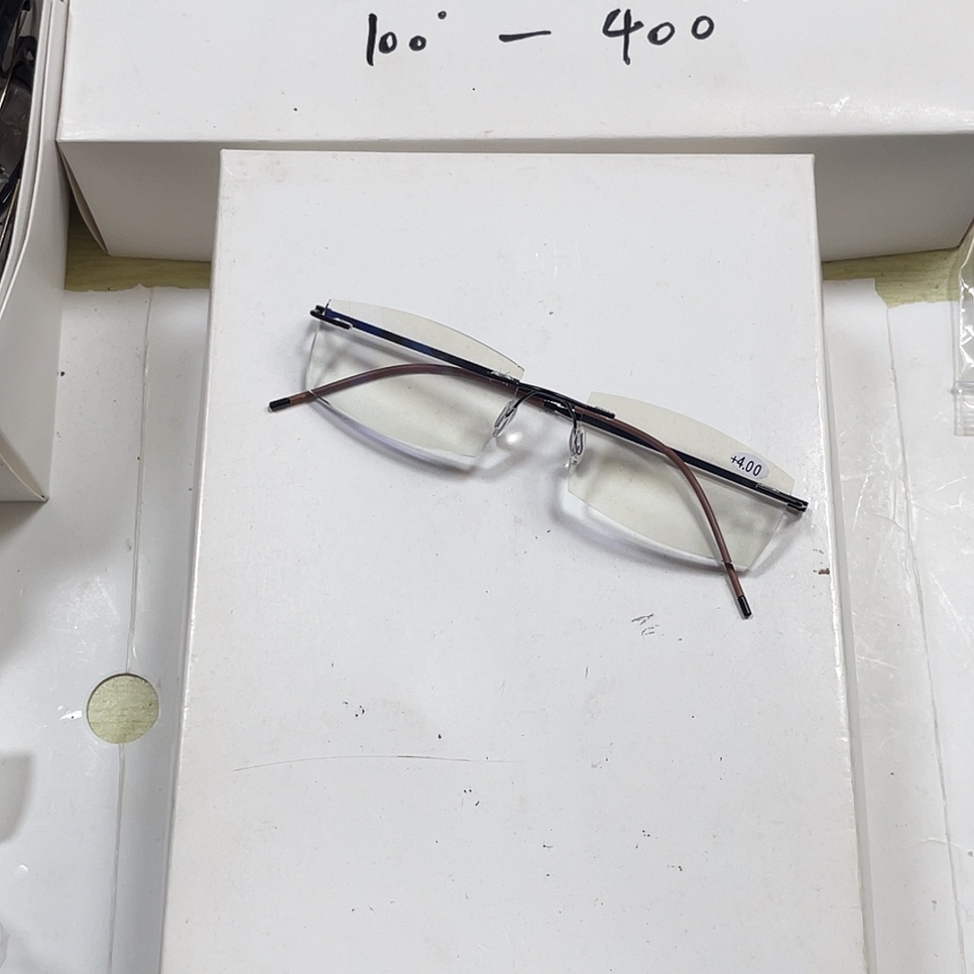 250度记忆金属。  