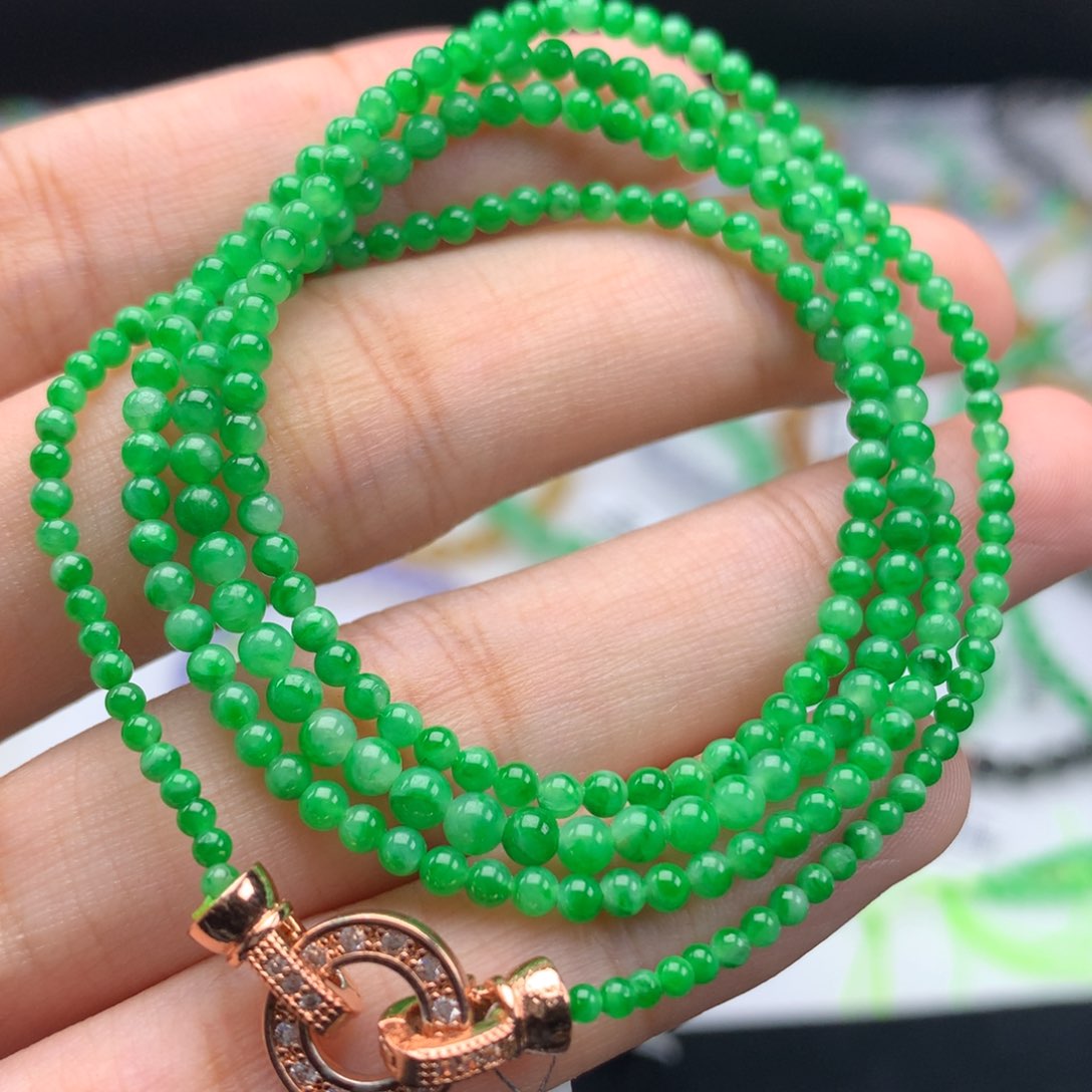 未镶嵌翡翠手链卡