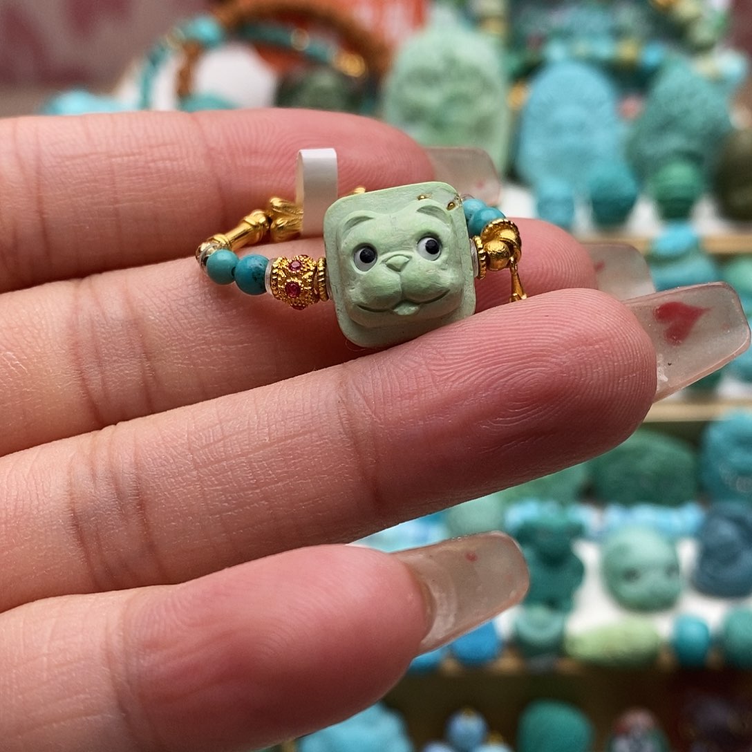 绿松石饰品18K金镶嵌