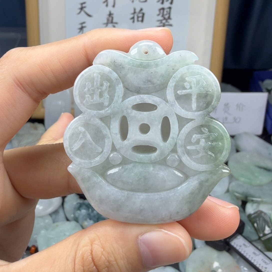 颈饰未镶嵌翡翠翡翠