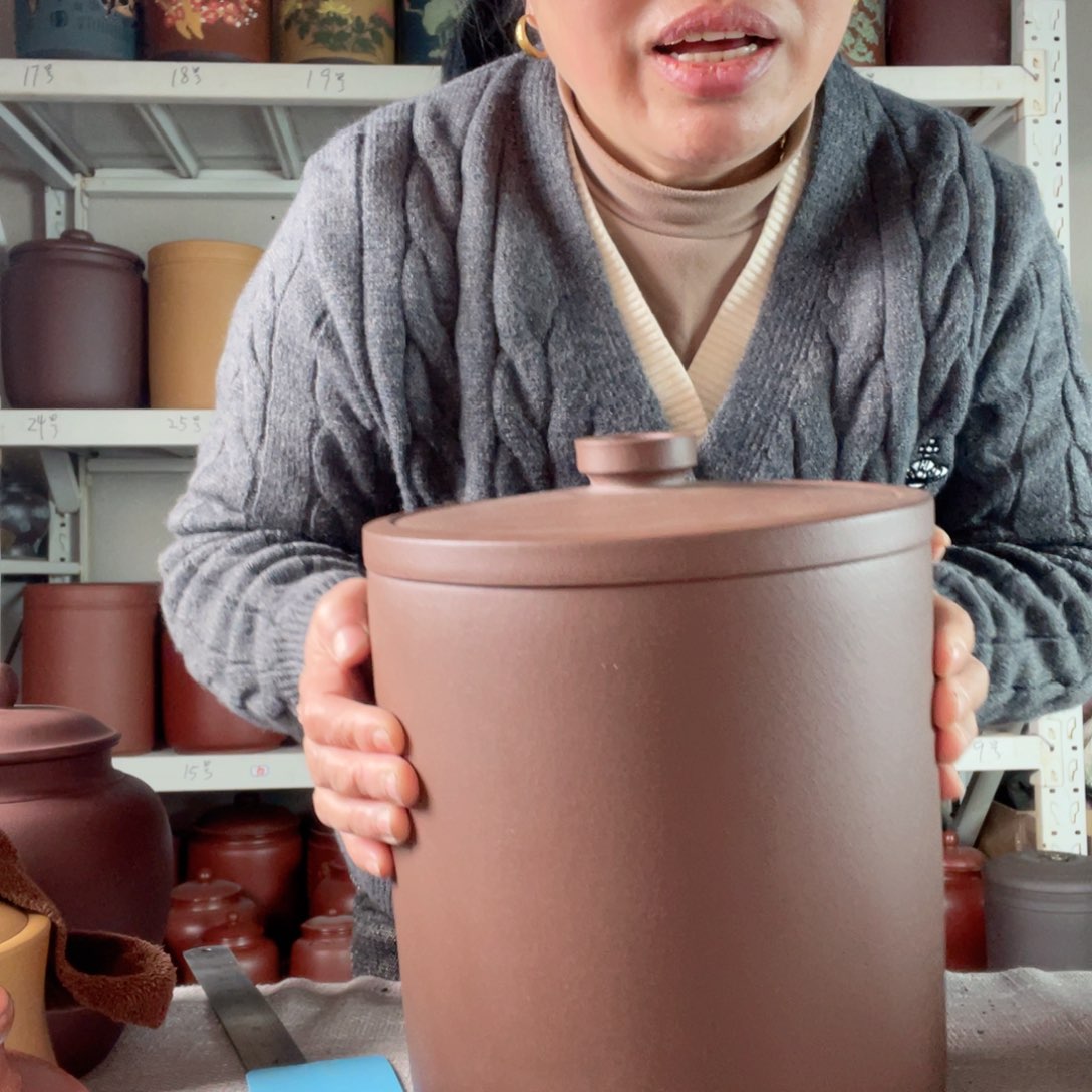 紫砂茶叶罐邱*林今天晚上