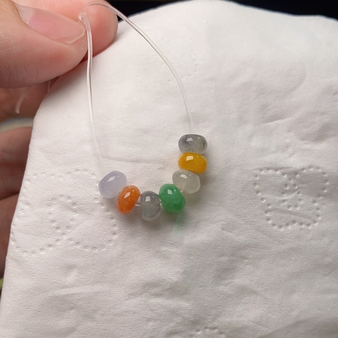 翡翠散珠七彩阳光