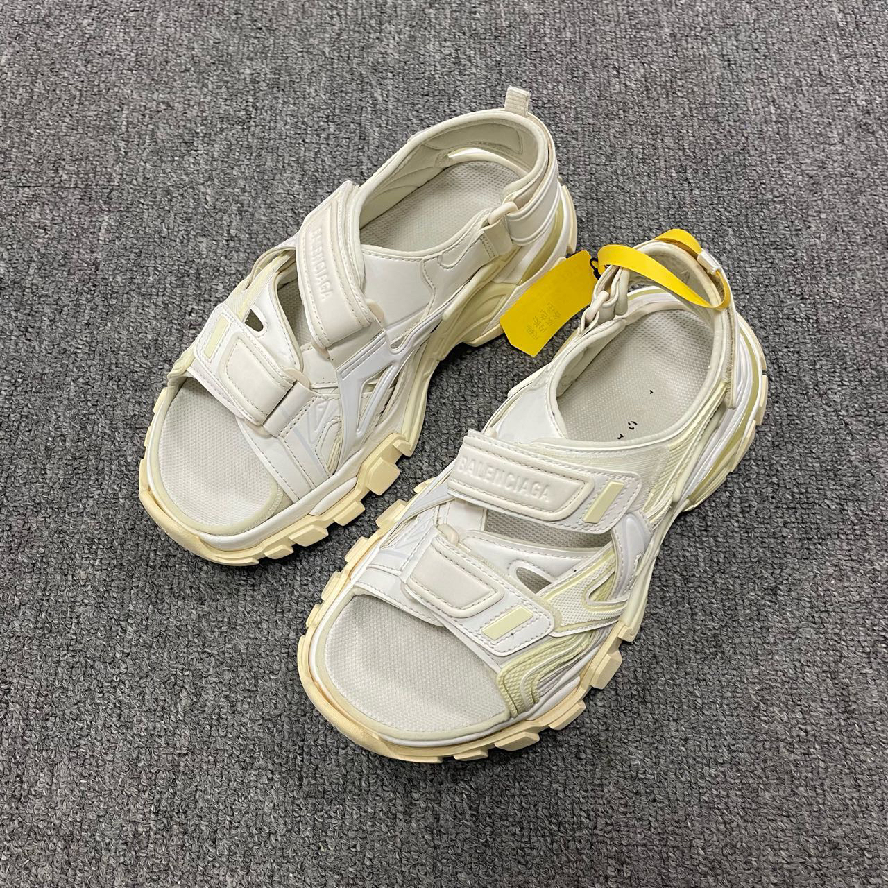 95新 Balenciaga/巴黎世家 Track 2.0 拼接沙滩凉鞋 38码/7914