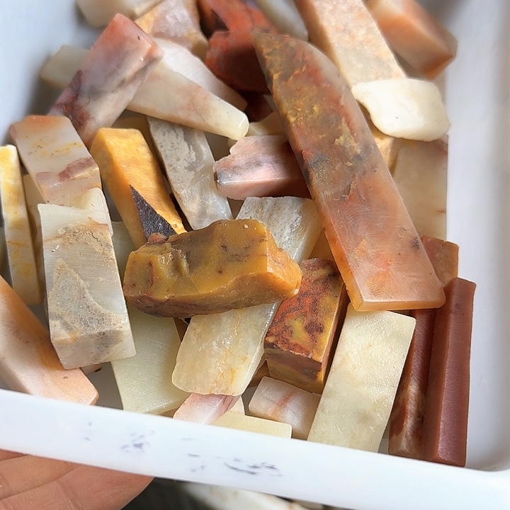 寿山石用****5老挝石素质