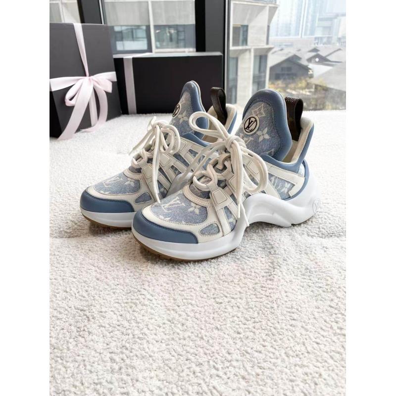 95新 LouisVuitton/路易威登  aa3714 老花满印运动鞋 36码 微瑕