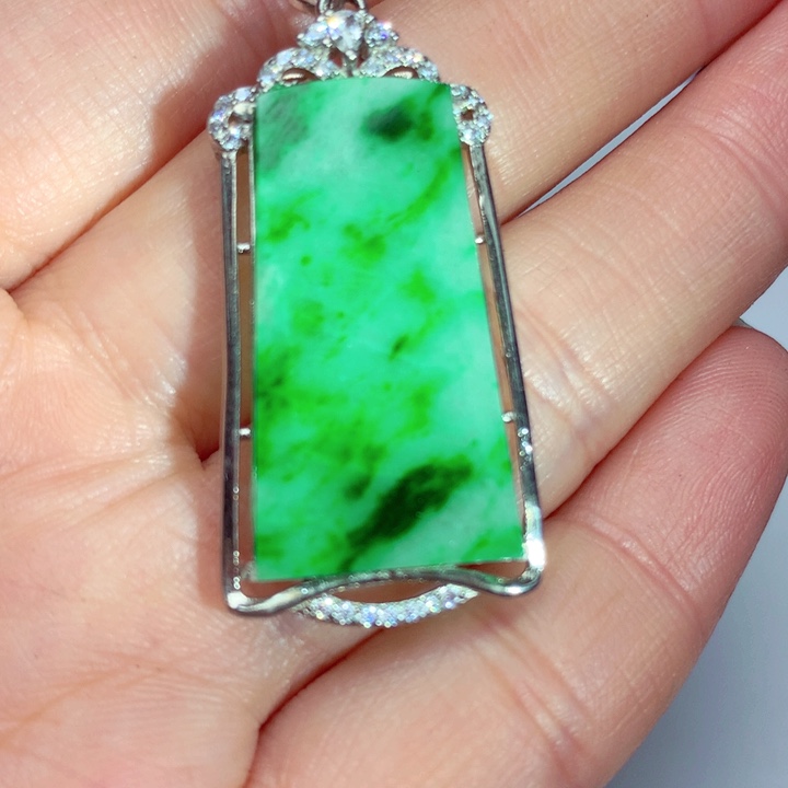 翡翠吊坠(不含链)未镶嵌