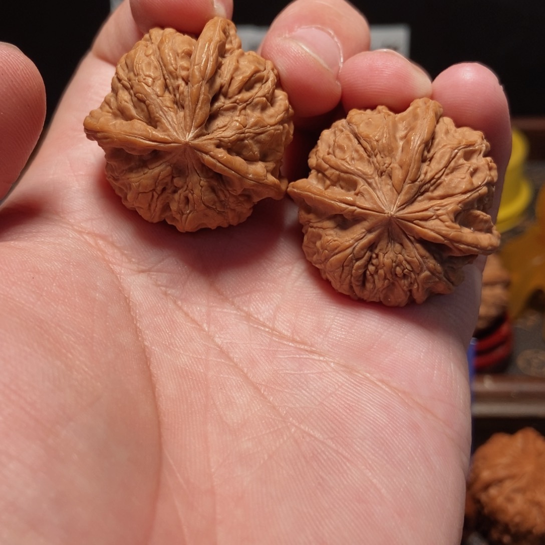 吊坠文玩核桃雨花石3麟36尺31