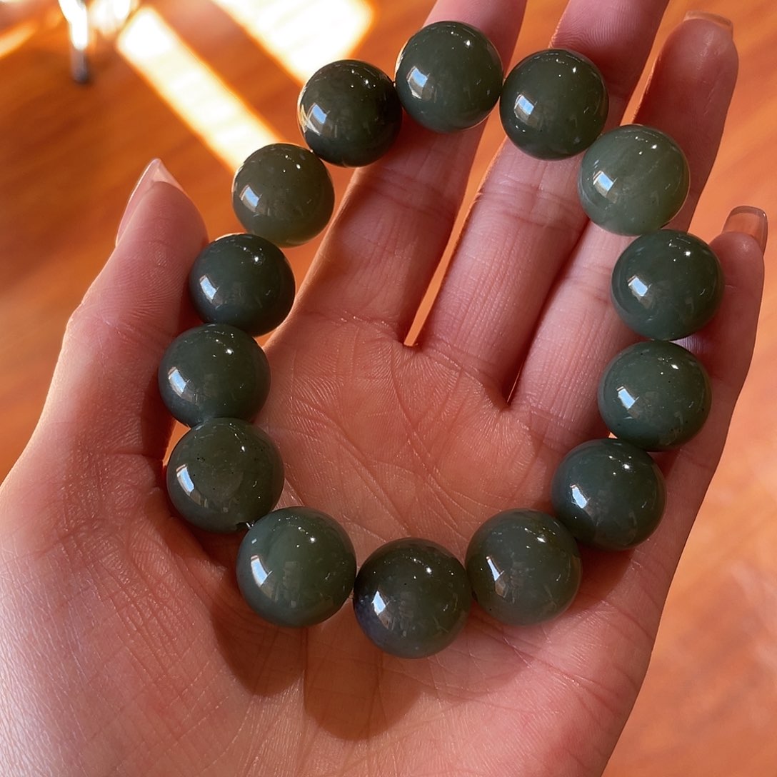 和田玉手串未镶嵌翠青卡16