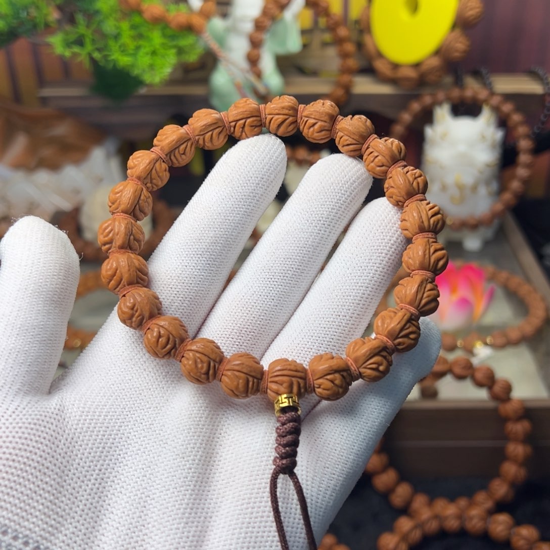 吊坠桃核小金豆手持12