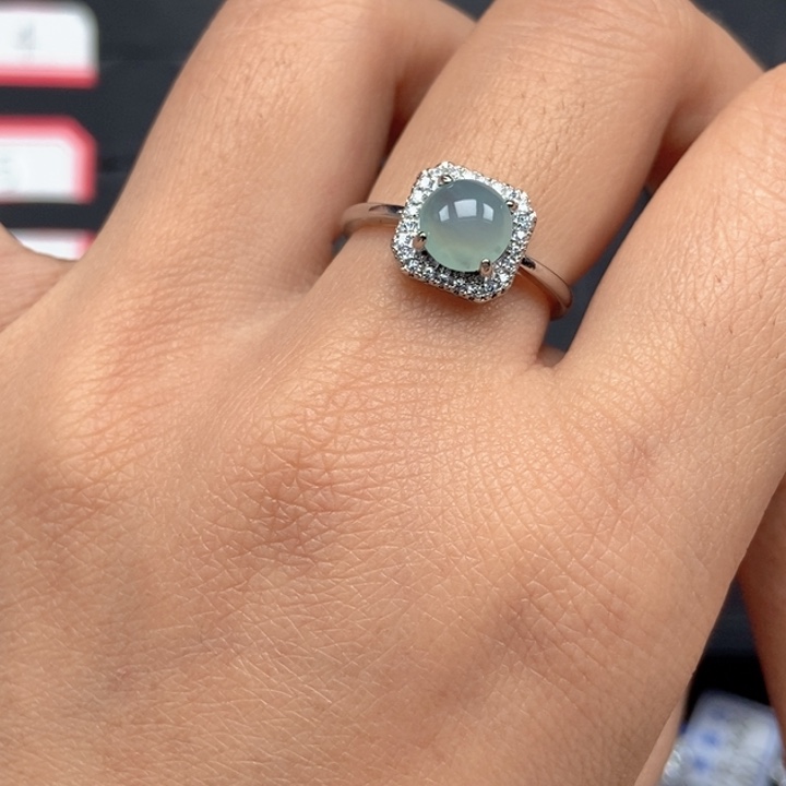 翡翠未镶嵌戒指戒指