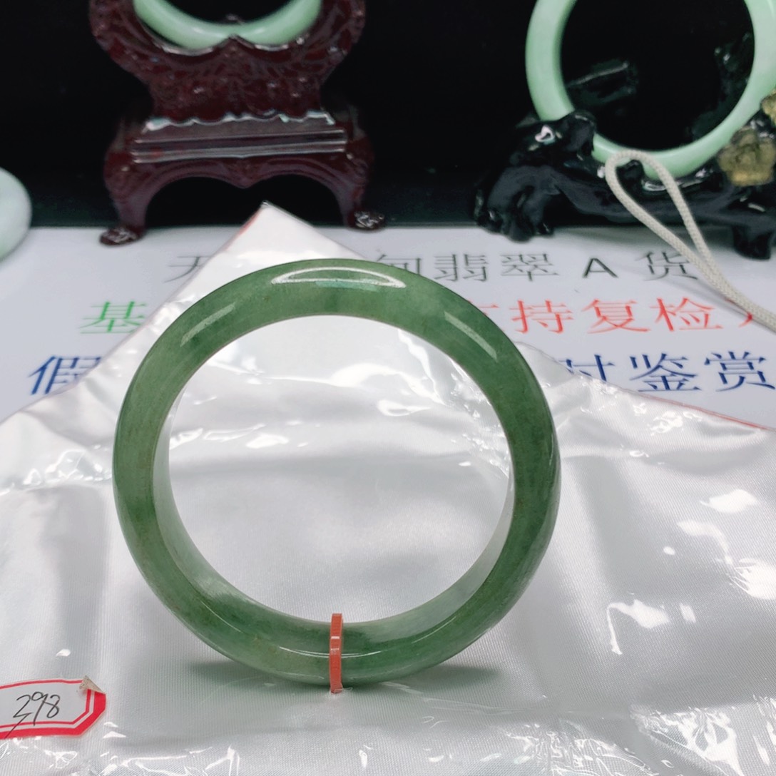 翡翠手镯未镶嵌缅甸天然A货翡翠