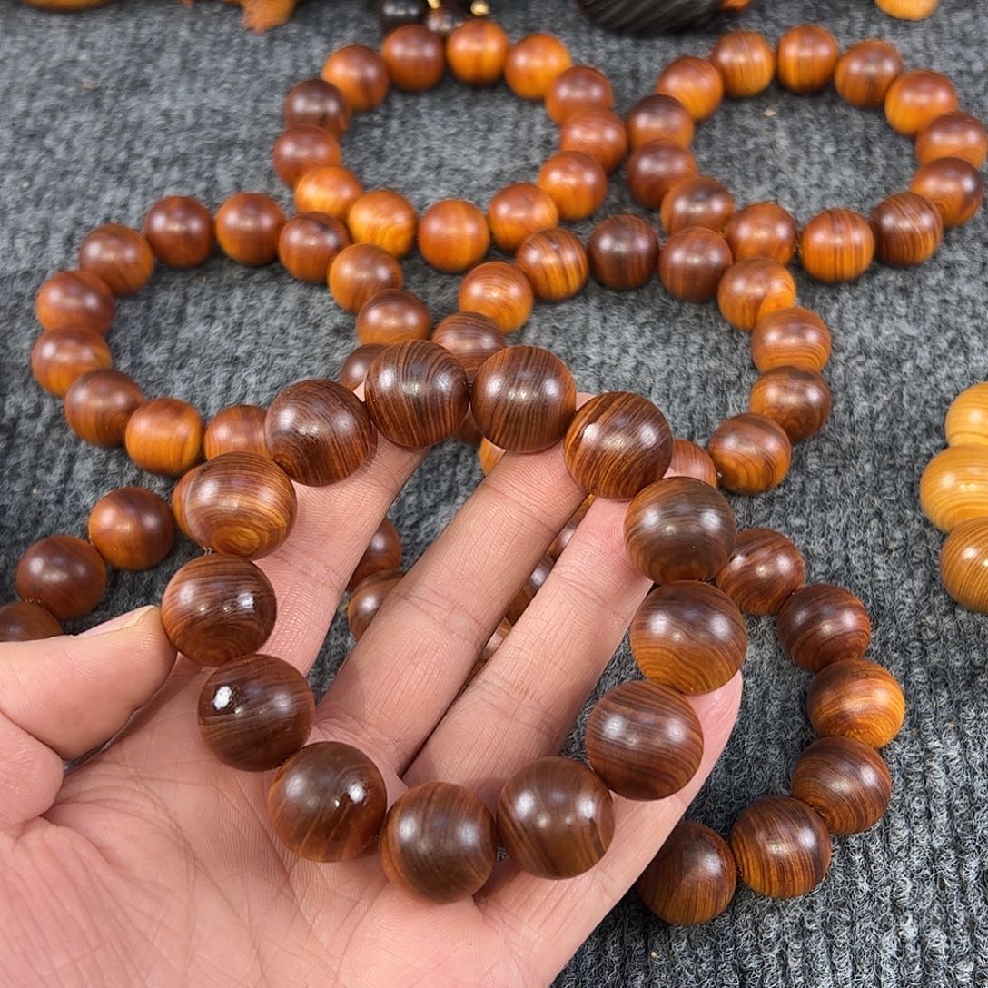 崖柏太行崖柏崖窝黑金骨料，18奶甜香味很浓郁