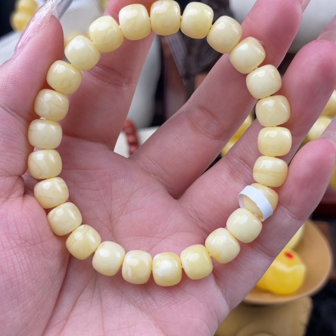 琥珀未镶嵌裸石浓蜡奶白蜡8➕