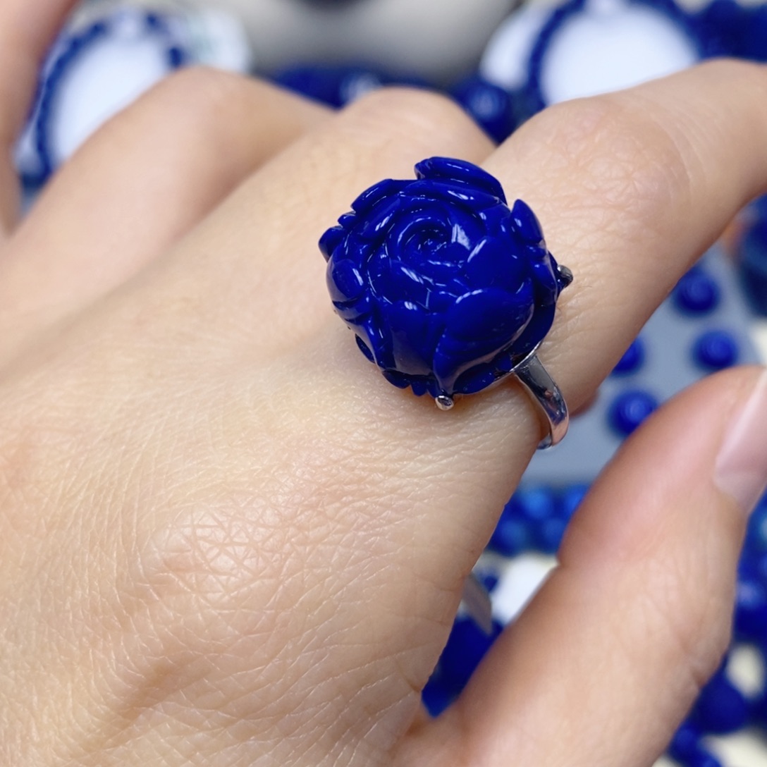 彦***彦青金石银S925镶嵌戒指