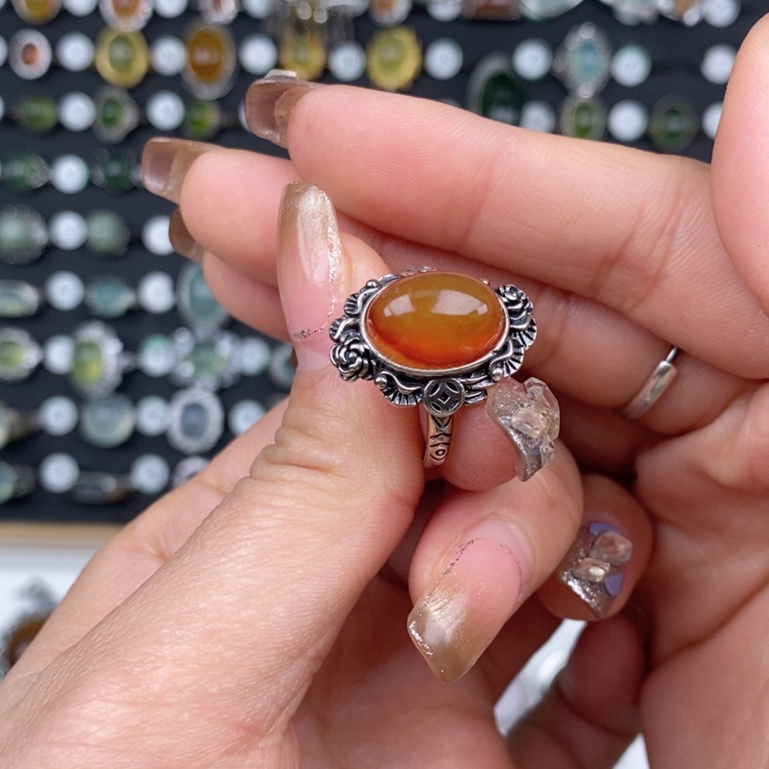 喏***呀蛇纹石玉银S925镶嵌戒指