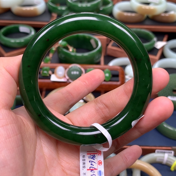 和田玉（碧玉）手镯5657圈口未镶嵌